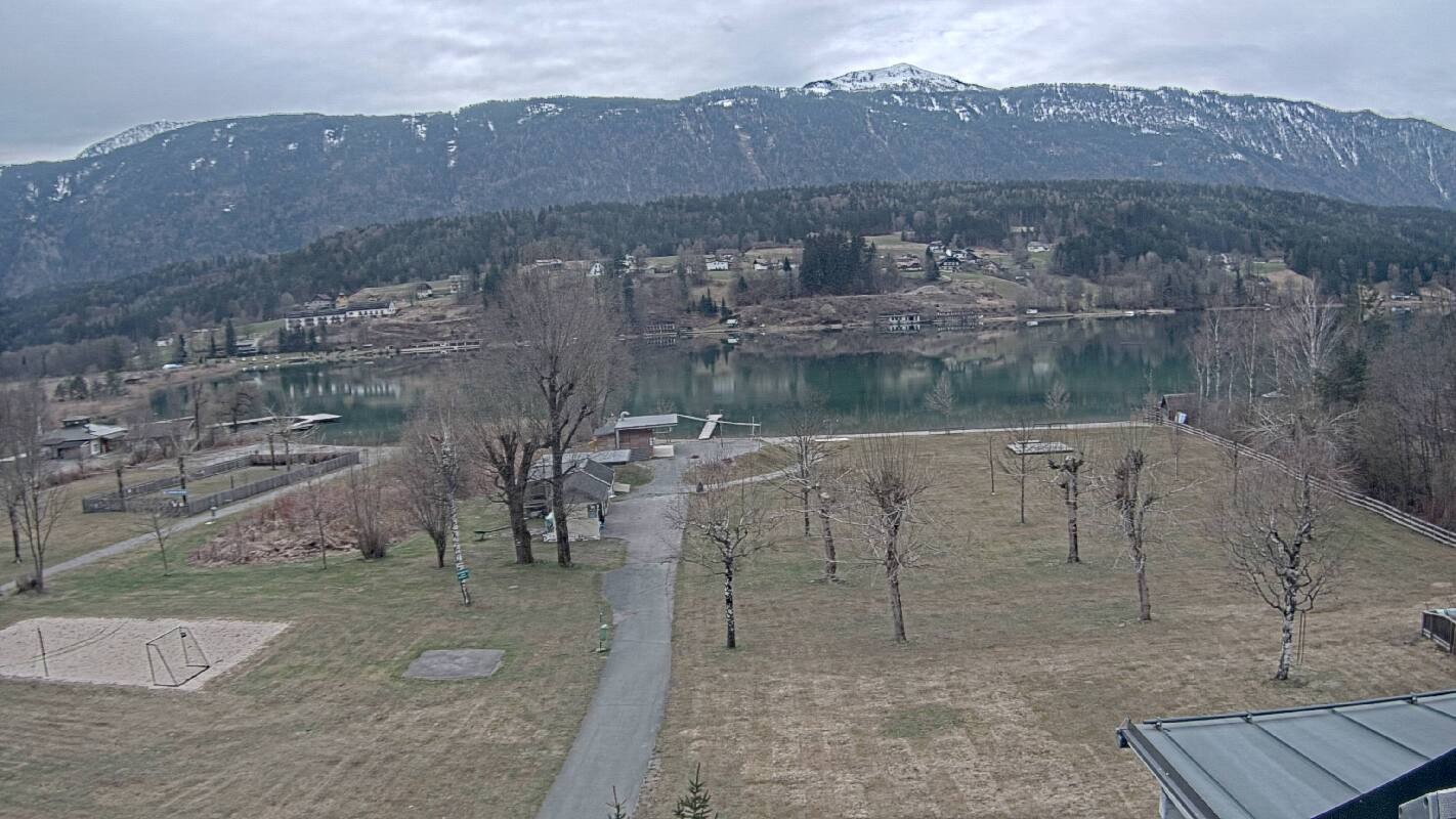 Archiv Foto Webcam Schluga: Campingplatz und Strandbad