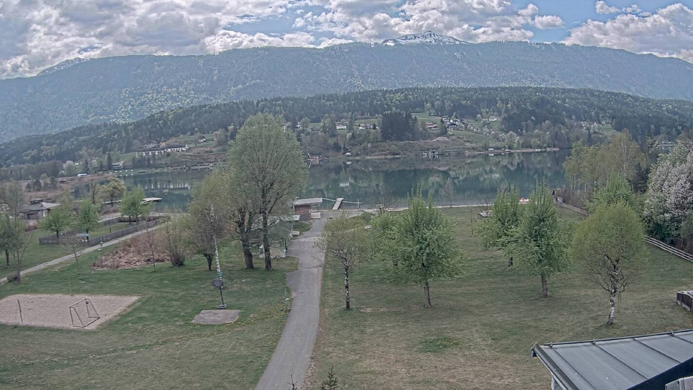 Archived image Webcam Schluga bathing beach and camping site