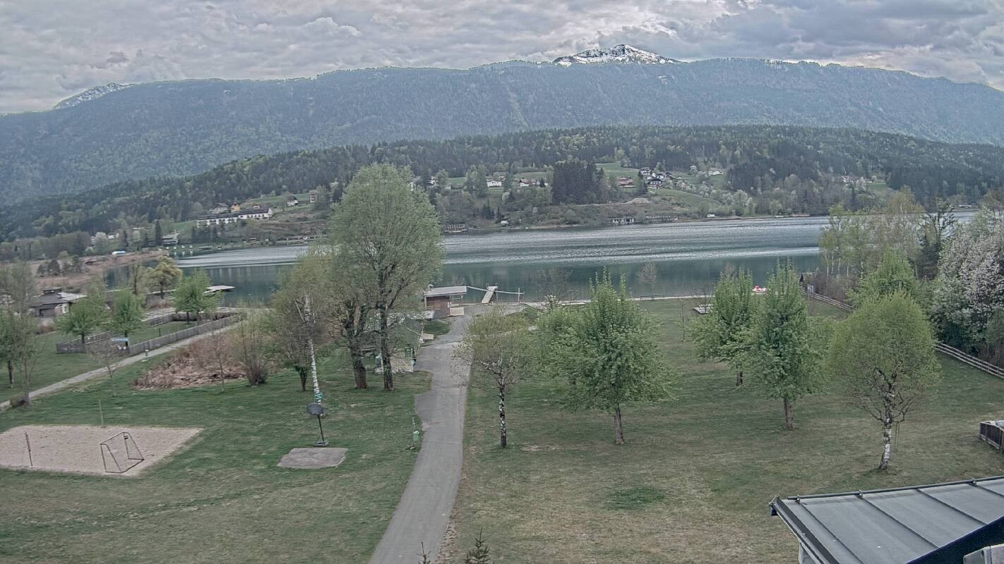 Archived image Webcam Schluga bathing beach and camping site