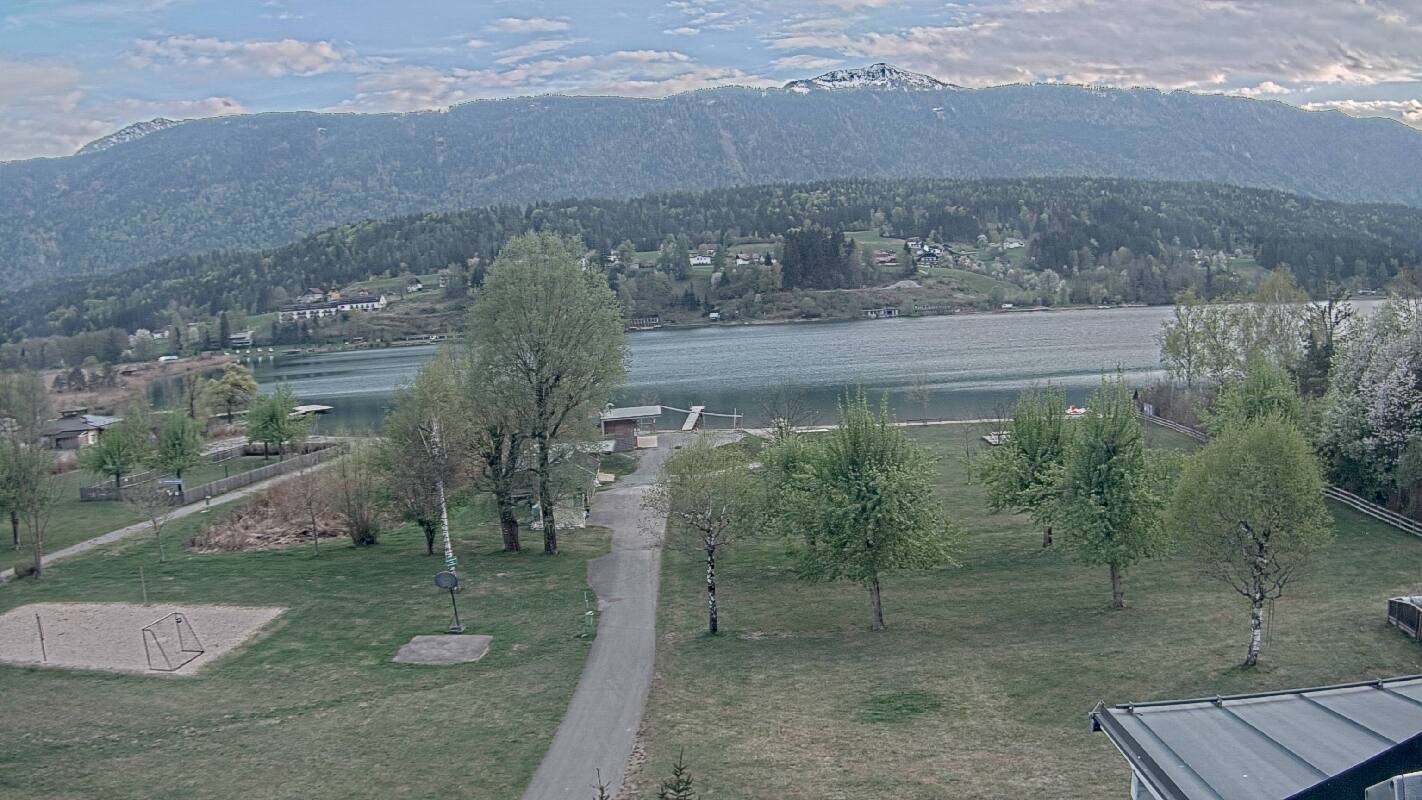 Archived image Webcam Schluga bathing beach and camping site