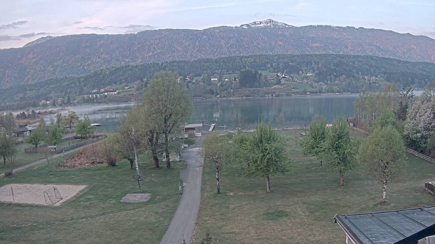 Archived image Webcam Schluga bathing beach and camping site