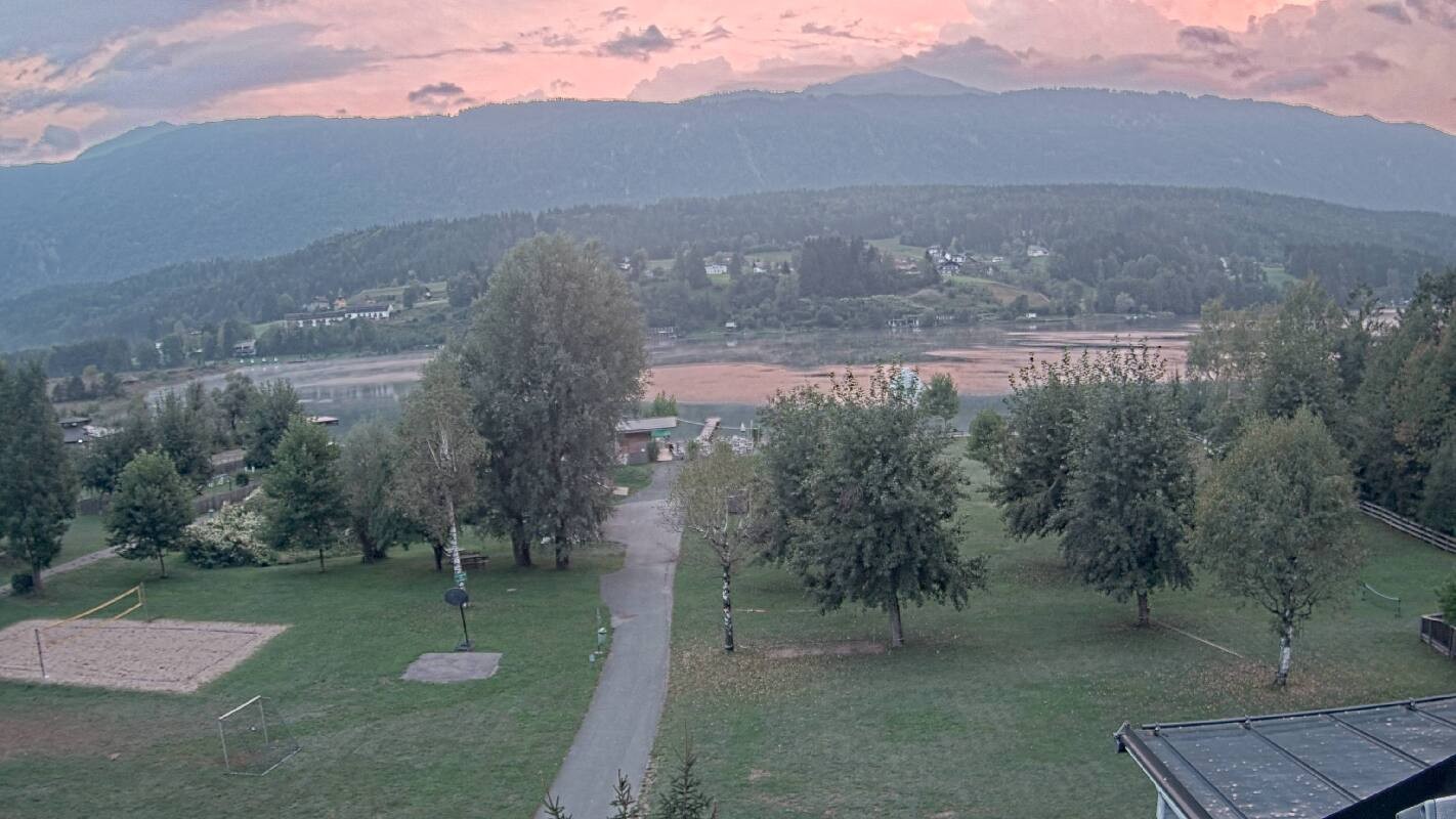 Archiv Foto Webcam Schluga: Campingplatz und Strandbad