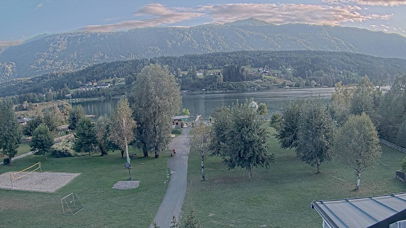Archiv Foto Webcam Schluga: Campingplatz und Strandbad