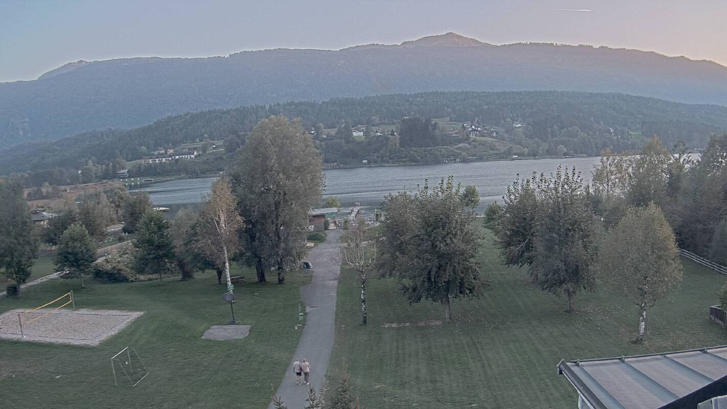 Archiv Foto Webcam Schluga: Campingplatz und Strandbad