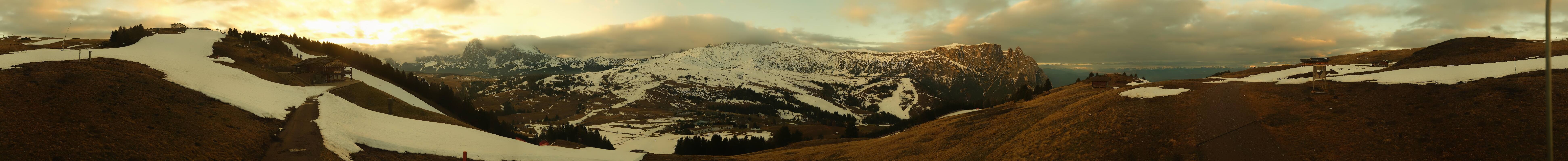 Archived image Webcam Seiser Alm