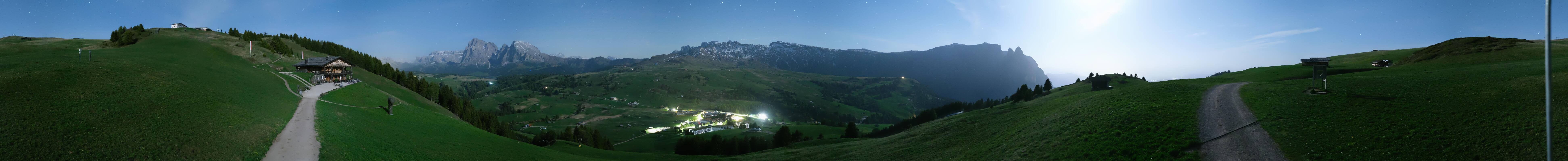 Archived image Webcam Seiser Alm