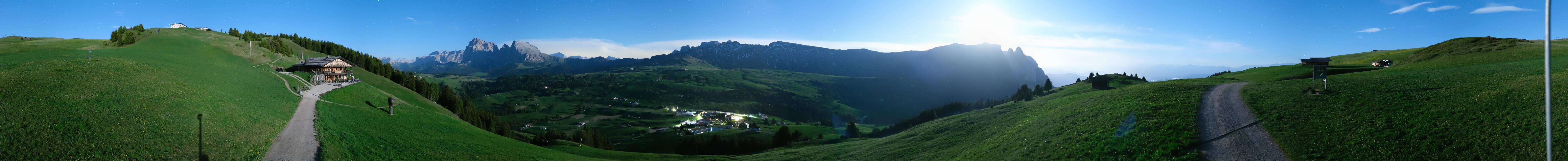Archived image Webcam Seiser Alm