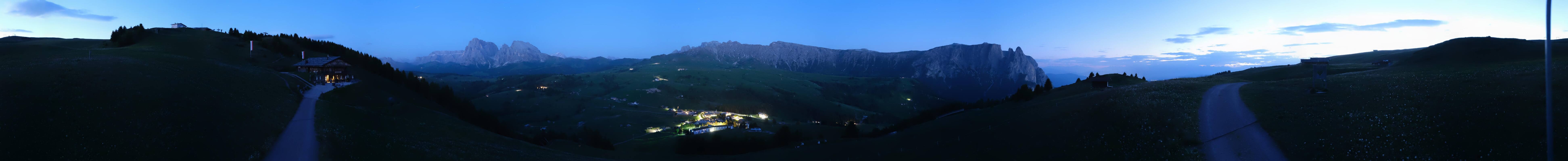 Archived image Webcam Seiser Alm