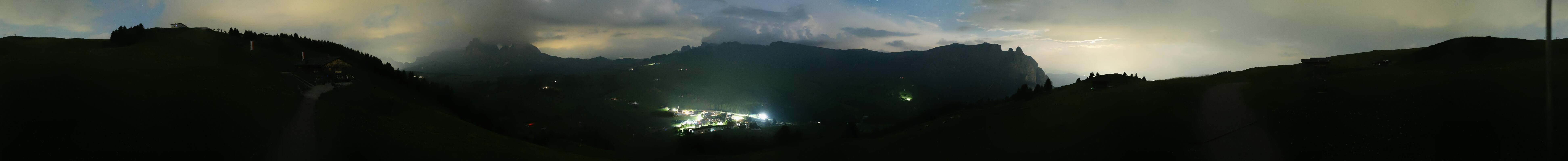 Archived image Webcam Seiser Alm