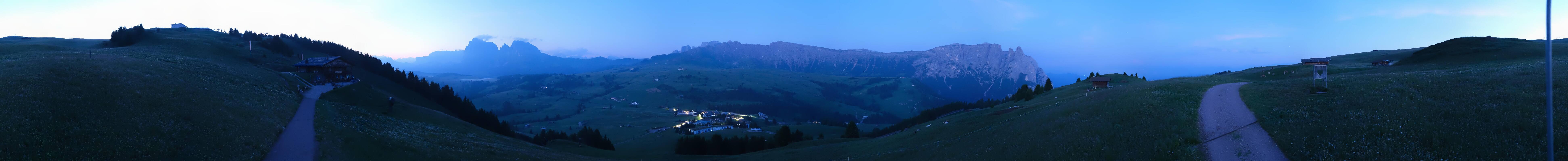 Archived image Webcam Seiser Alm