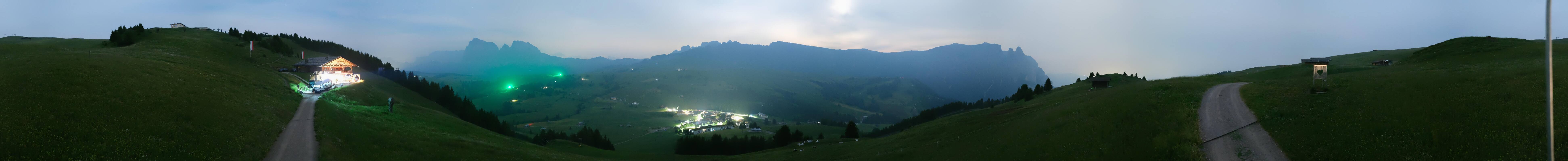 Archived image Webcam Seiser Alm