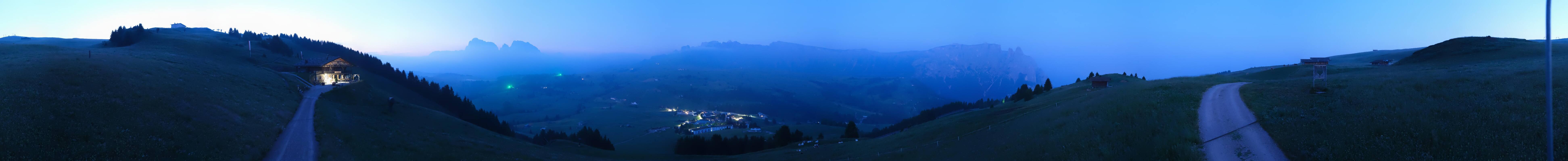 Archived image Webcam Seiser Alm
