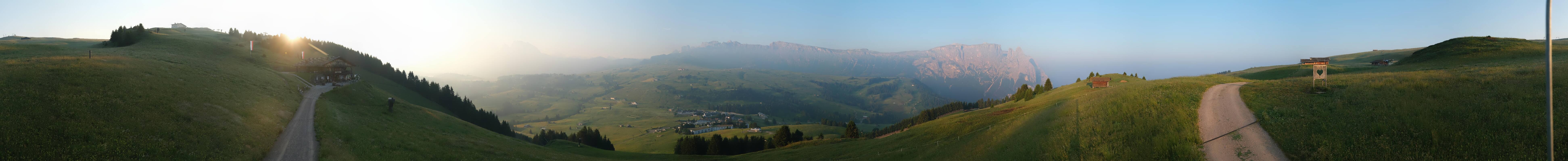 Archived image Webcam Seiser Alm