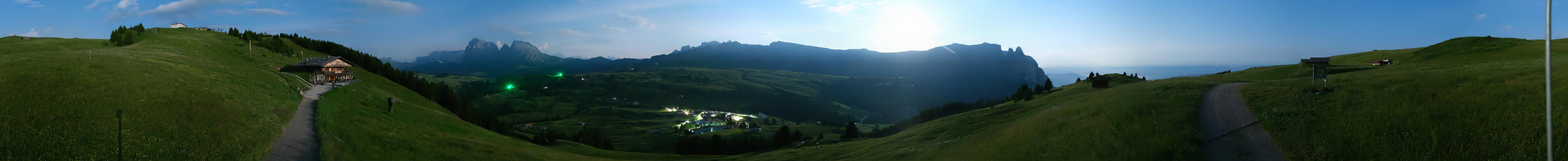 Archived image Webcam Seiser Alm