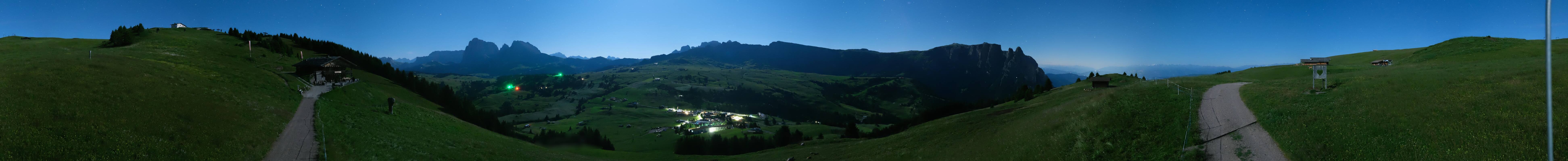 Archived image Webcam Seiser Alm