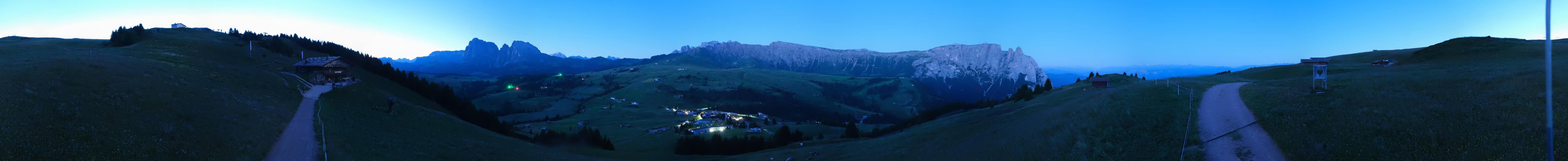 Archived image Webcam Seiser Alm