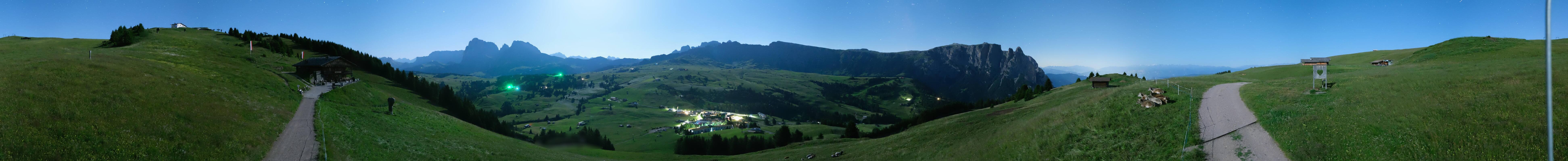 Archived image Webcam Seiser Alm