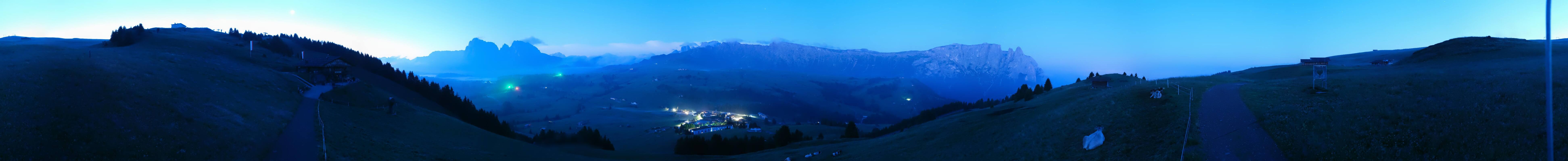 Archived image Webcam Seiser Alm