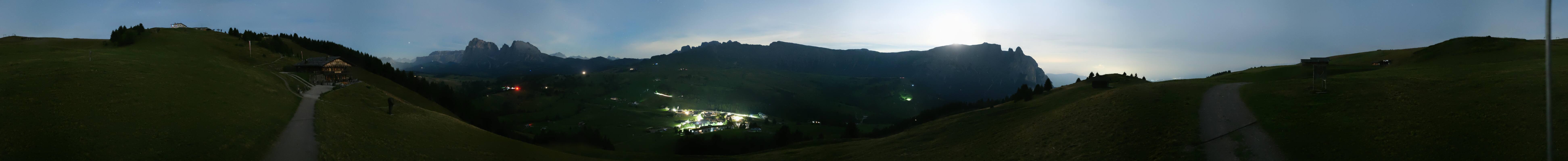 Archived image Webcam Seiser Alm