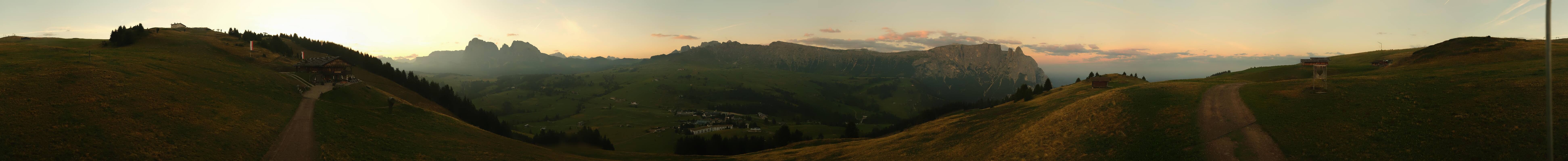 Archived image Webcam Seiser Alm