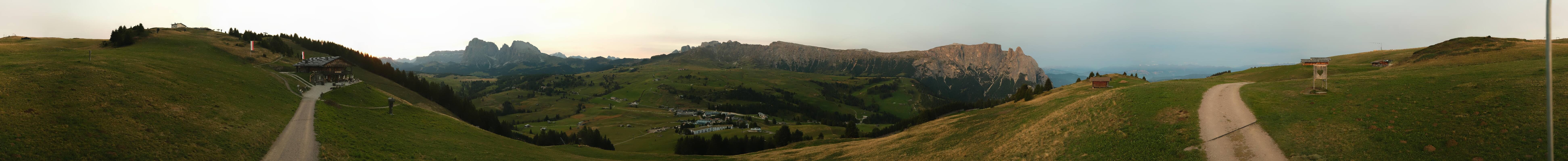 Archived image Webcam Seiser Alm