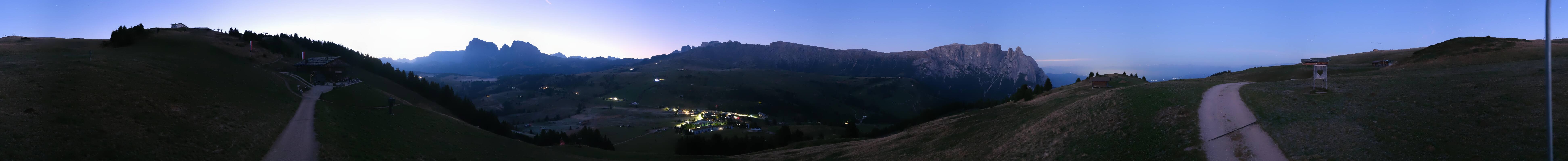 Archived image Webcam Seiser Alm