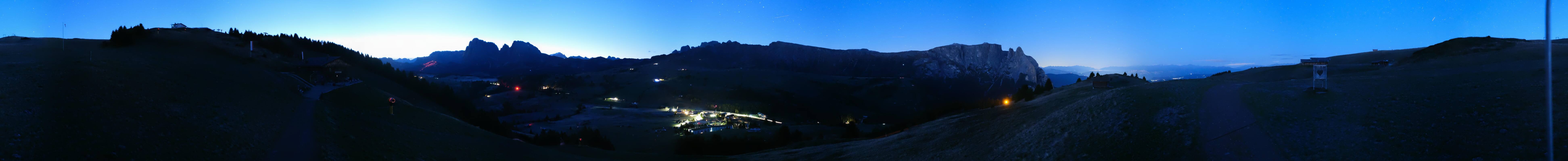 Archived image Webcam Seiser Alm