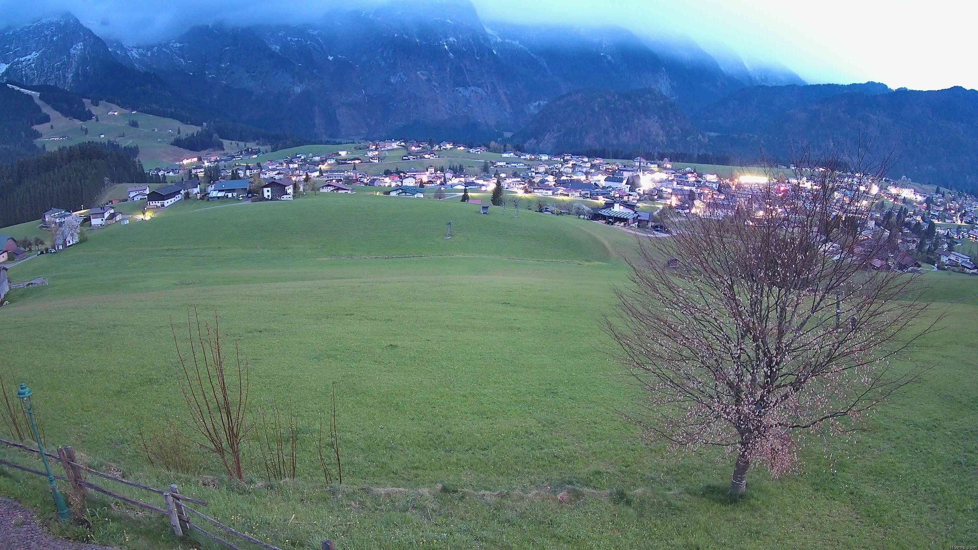 Archiv Foto Webcam Abtenau: Ausblick vom Gasthaus zur Sonnleitn