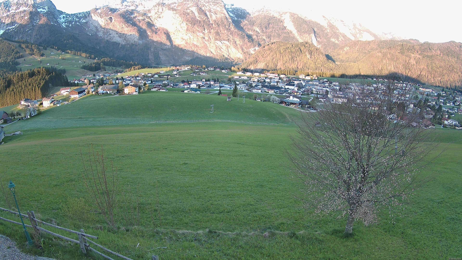 Archiv Foto Webcam Abtenau: Ausblick vom Gasthaus zur Sonnleitn