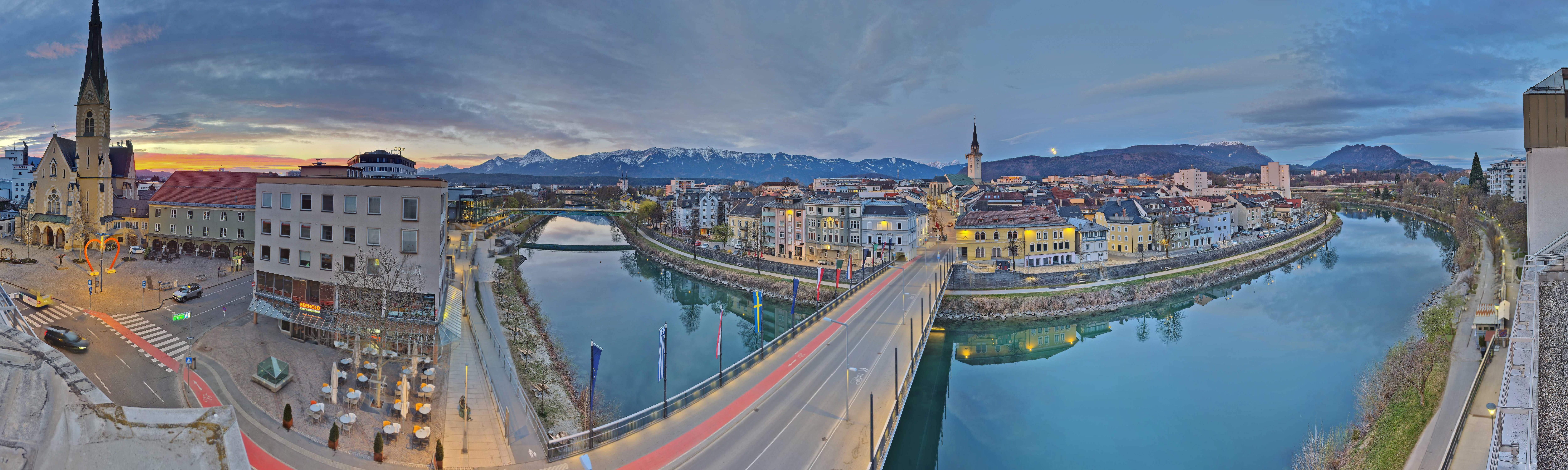 Archived image Webcam Panoramic view of Villach