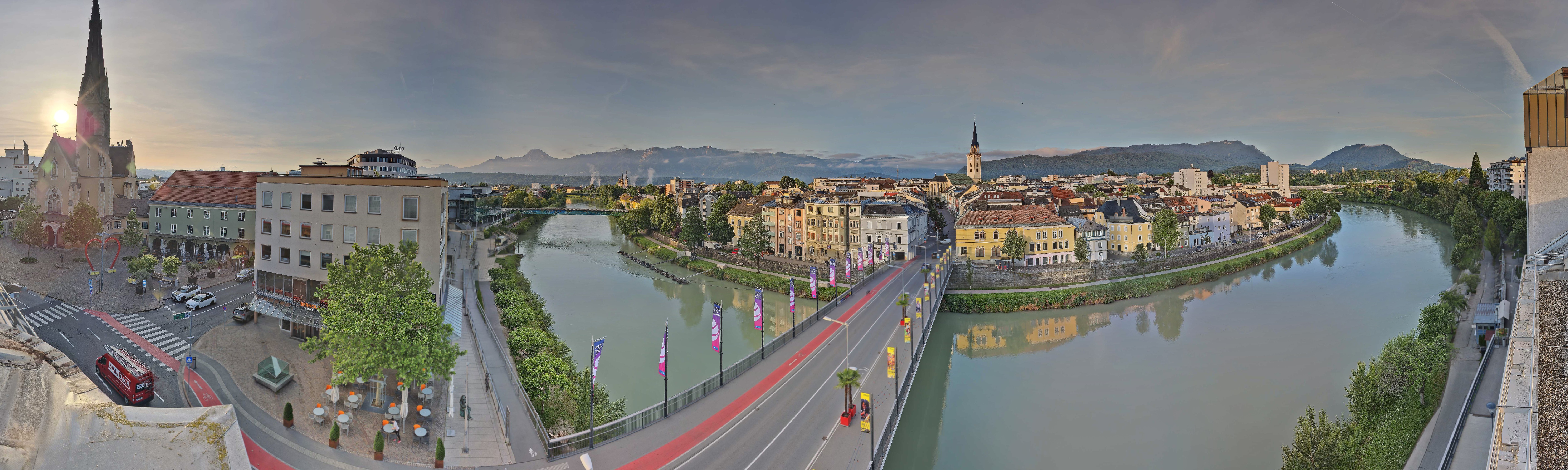 Archived image Webcam Panoramic view of Villach