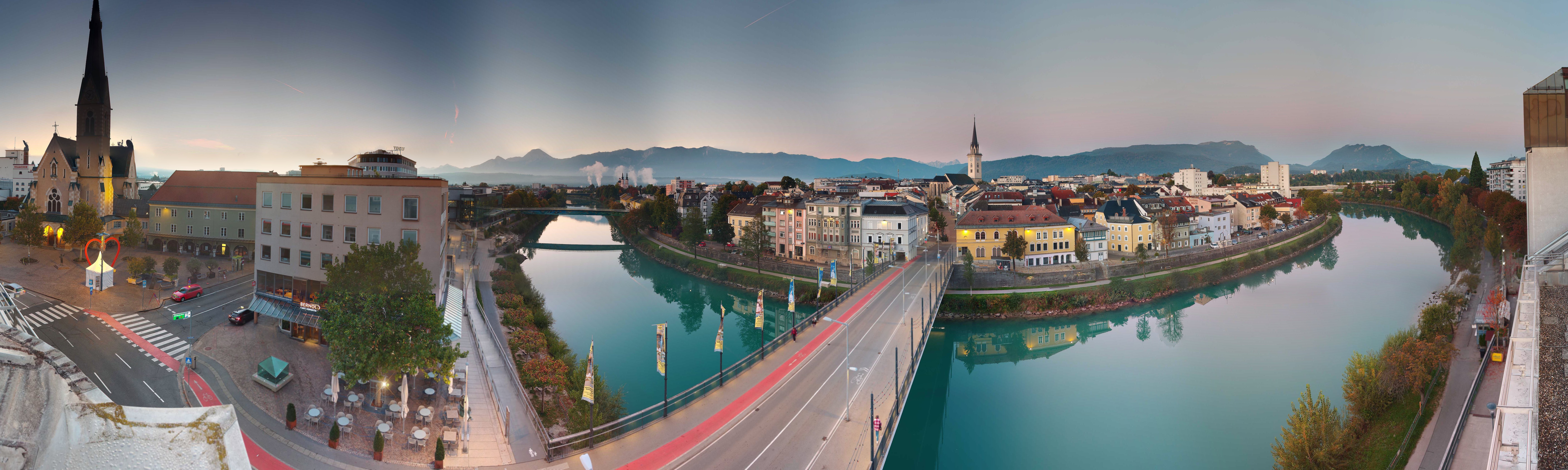 Archived image Webcam Panoramic view of Villach