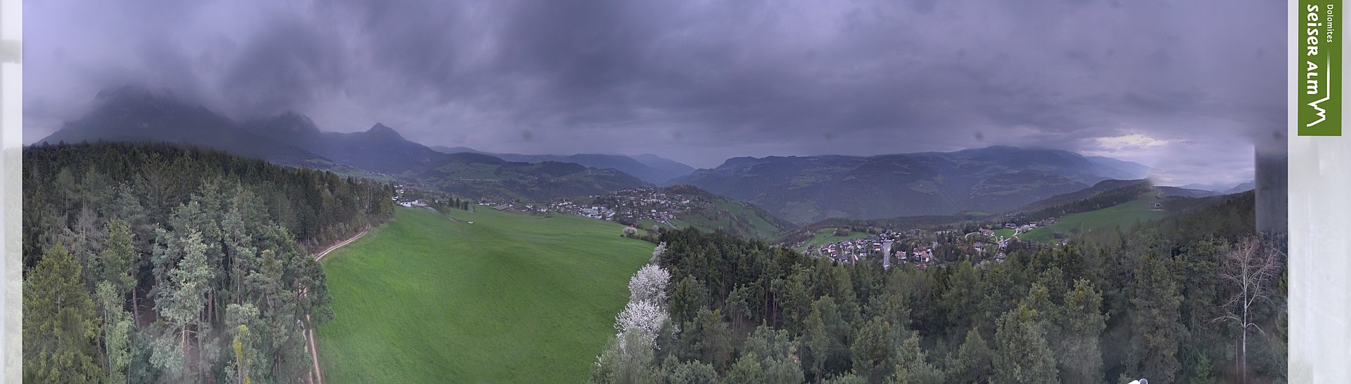 Archived image Webcam Völs am Schlern (South Tyrol)