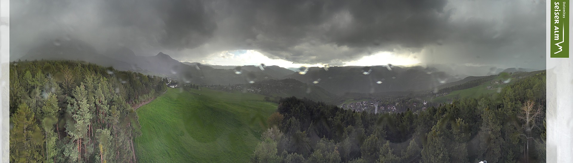 Archived image Webcam Völs am Schlern (South Tyrol)