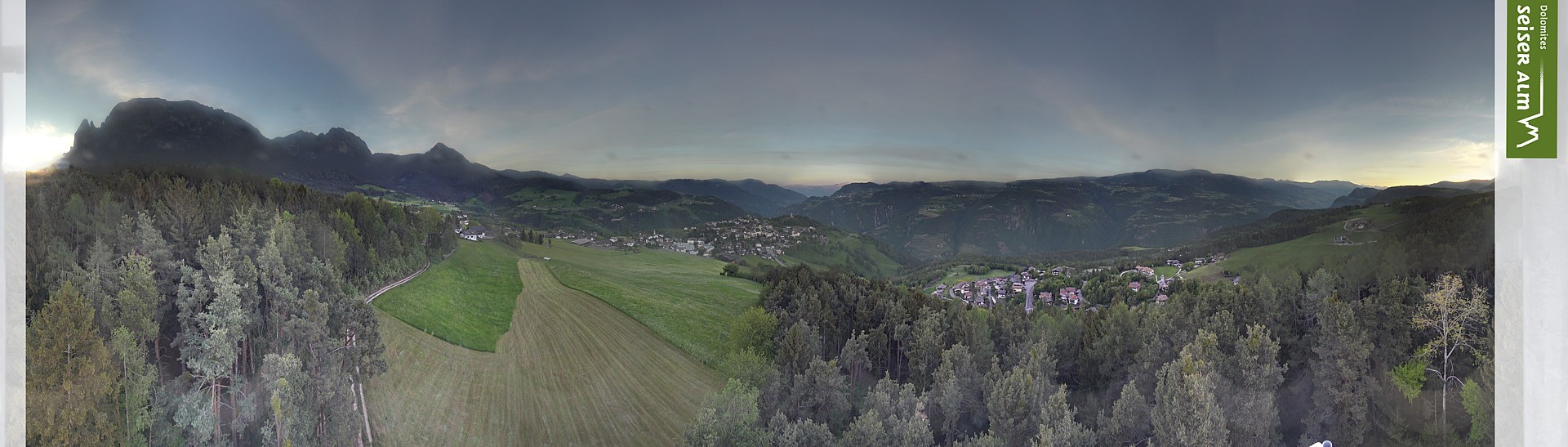 Archived image Webcam Völs am Schlern (South Tyrol)