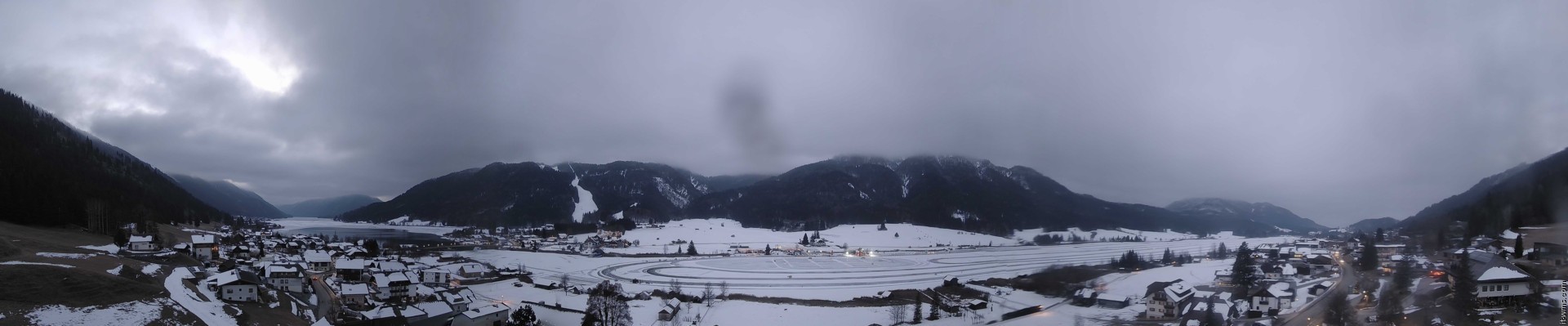 Archiv Foto Webcam Panoramablick auf den Weißensee in Kärnten