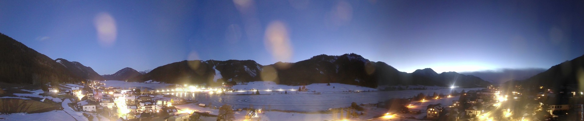 Archived image Webcam Weißensee lake (north of Hermagor)