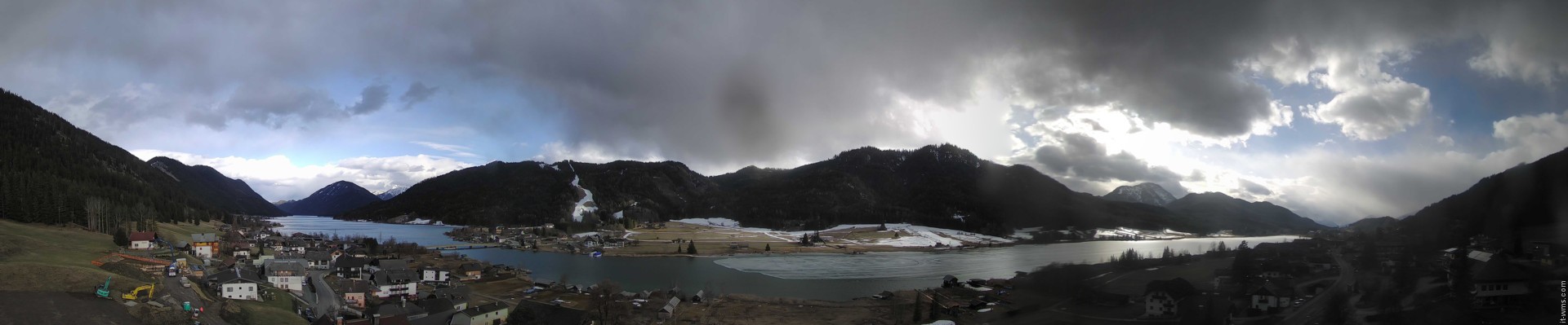 Archiv Foto Webcam Panoramablick auf den Weißensee in Kärnten