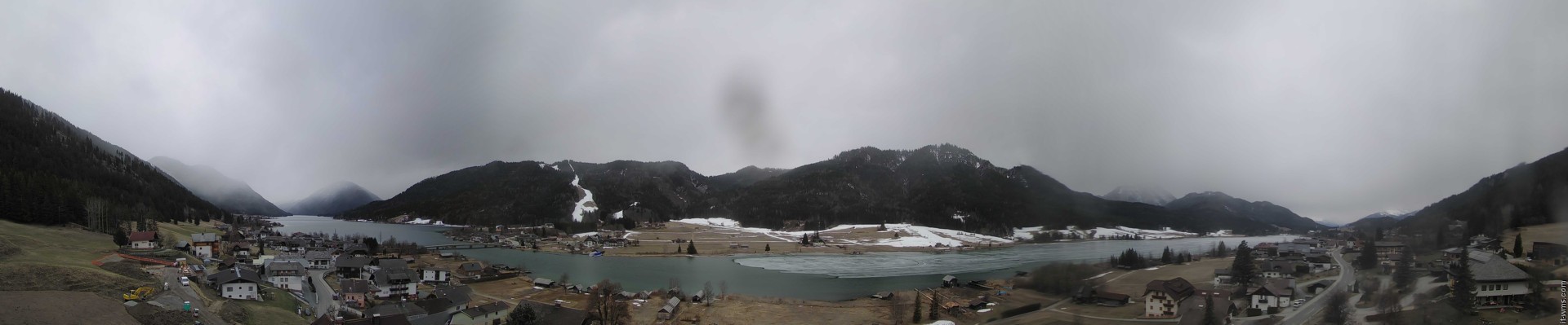 Archived image Webcam Weißensee lake (north of Hermagor)