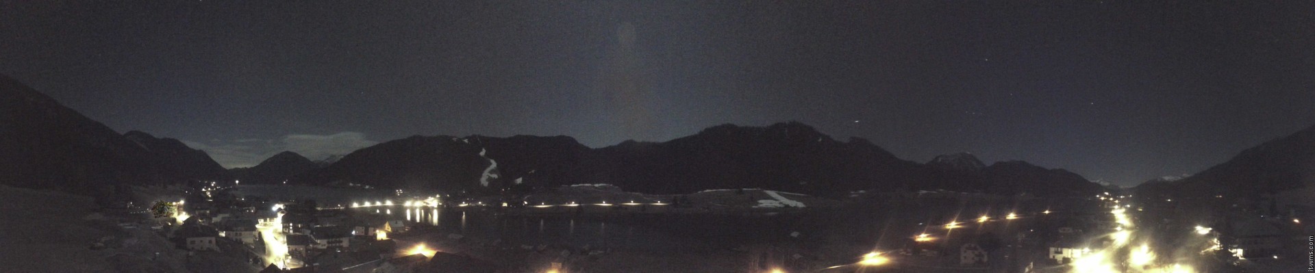 Archiv Foto Webcam Panoramablick auf den Weißensee in Kärnten