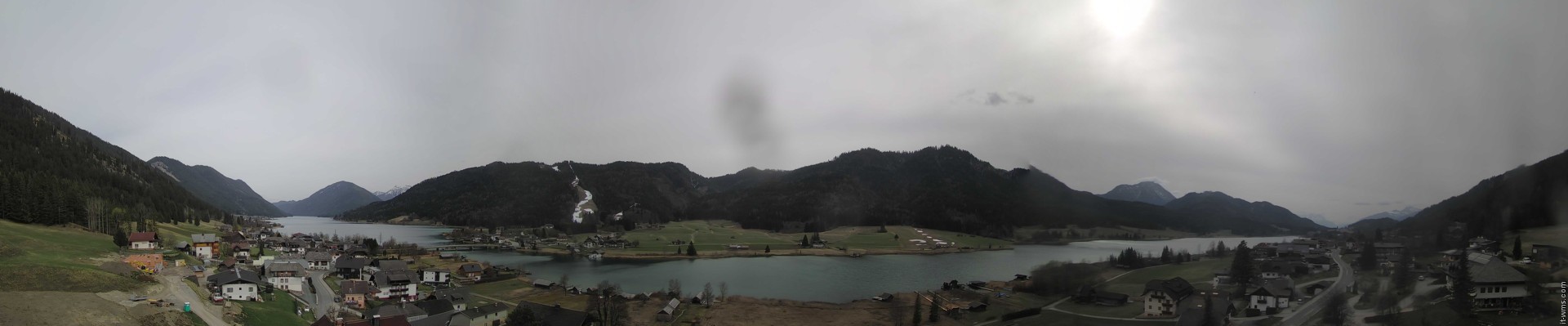 Archived image Webcam Weißensee lake (north of Hermagor)