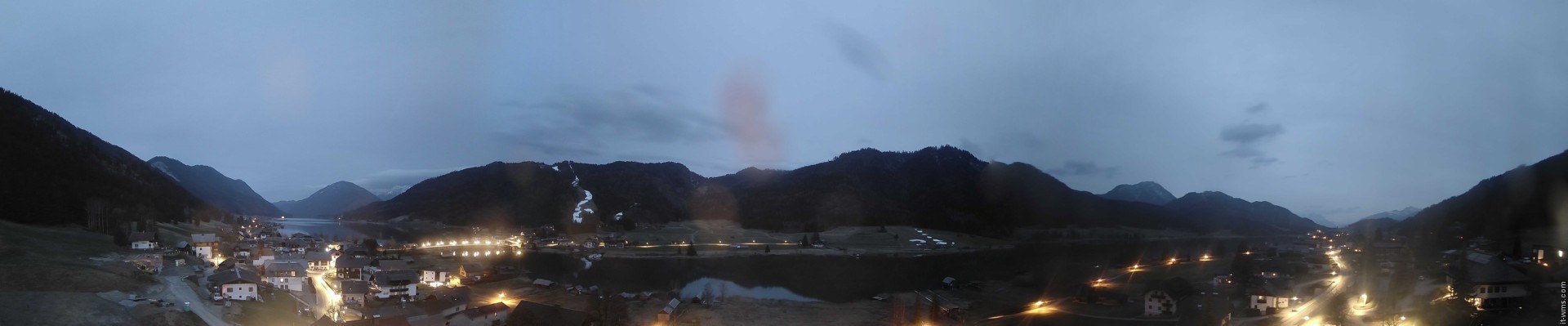 Archived image Webcam Weißensee lake (north of Hermagor)