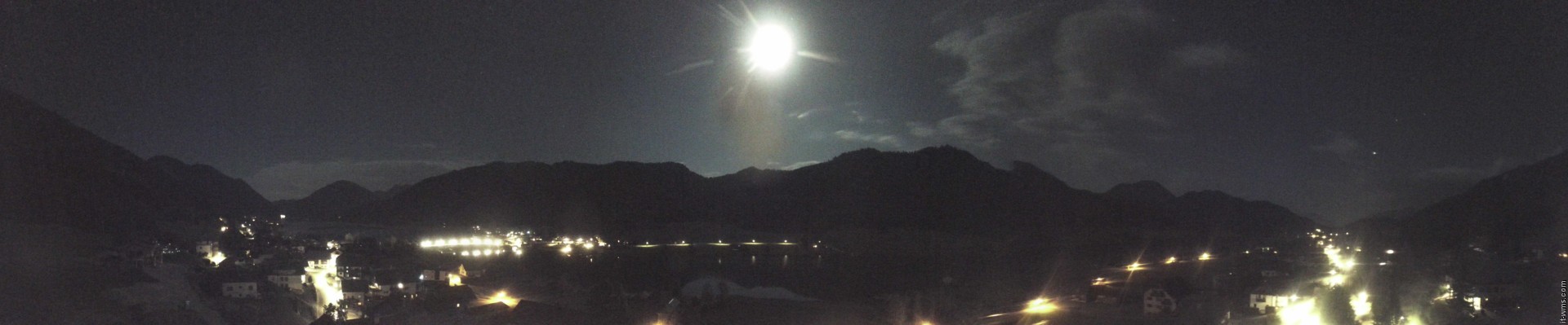 Archived image Webcam Weißensee lake (north of Hermagor)