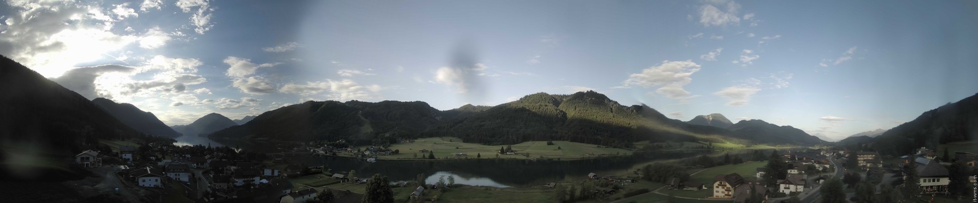 Archiv Foto Webcam Panoramablick auf den Weißensee in Kärnten