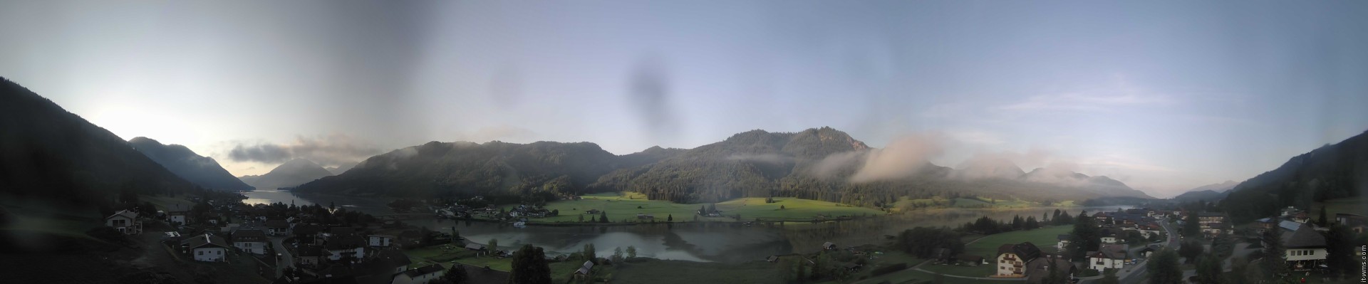 Archived image Webcam Weißensee lake (north of Hermagor)