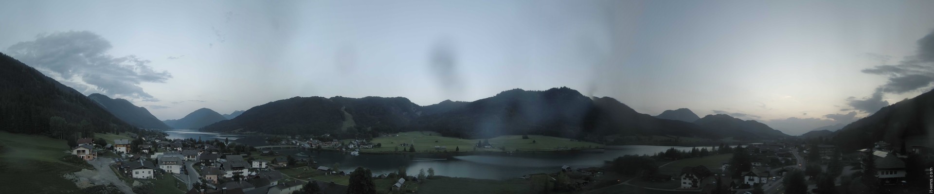 Archived image Webcam Weißensee lake (north of Hermagor)