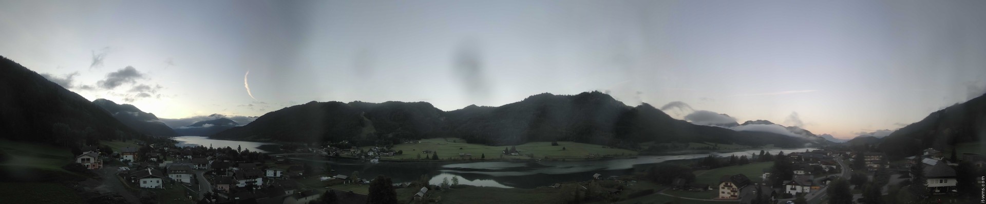 Archived image Webcam Weißensee lake (north of Hermagor)