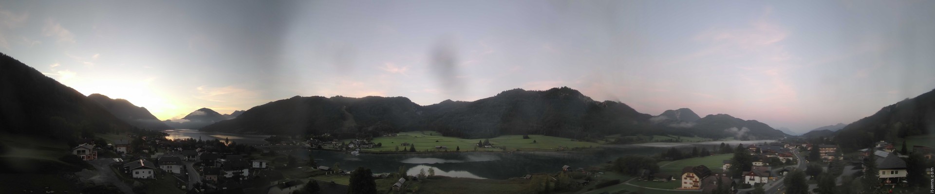 Archiv Foto Webcam Panoramablick auf den Weißensee in Kärnten