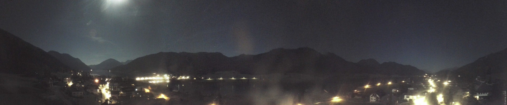 Archiv Foto Webcam Panoramablick auf den Weißensee in Kärnten