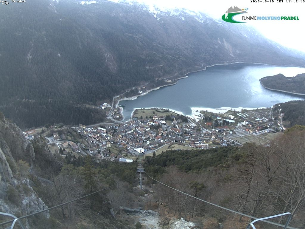 Archiv Foto Webcam Lago di Molveno